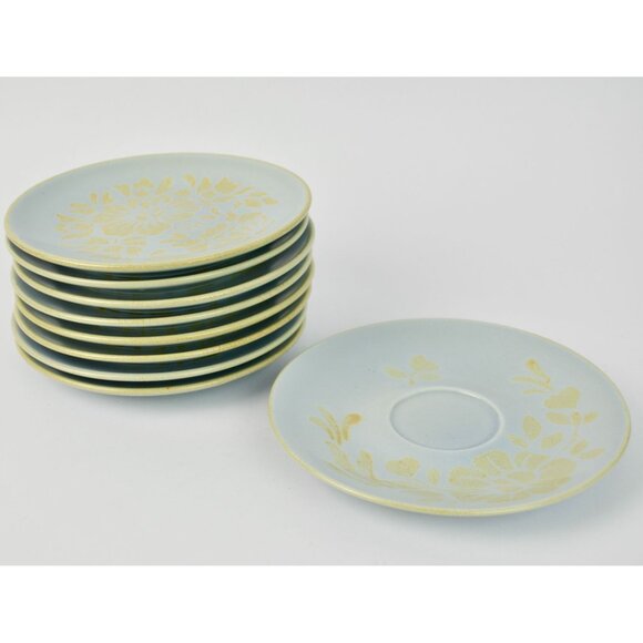 Red Wing Brocade Lot 1 Saucer 8 Dessert Plates Vintage - Picture 1 of 8